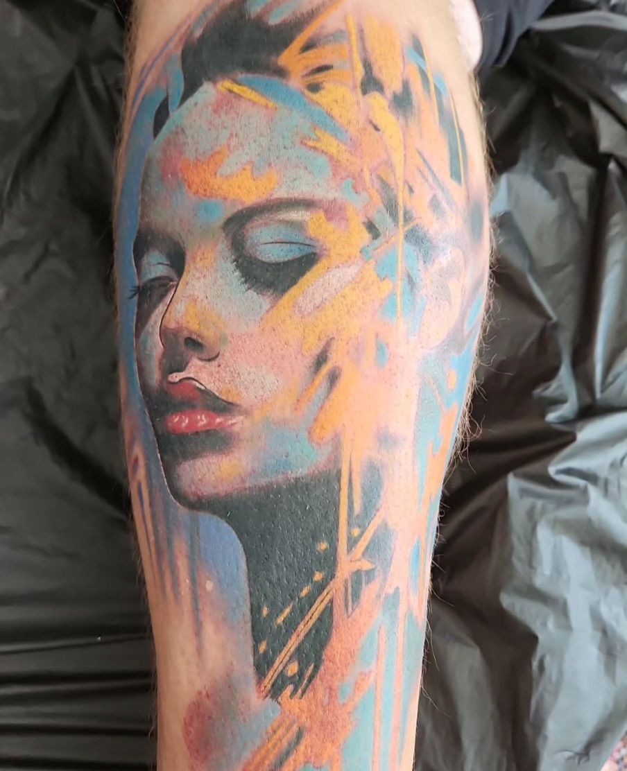 Különböző stílusú tetoválás a Pinker Tattoo galériából